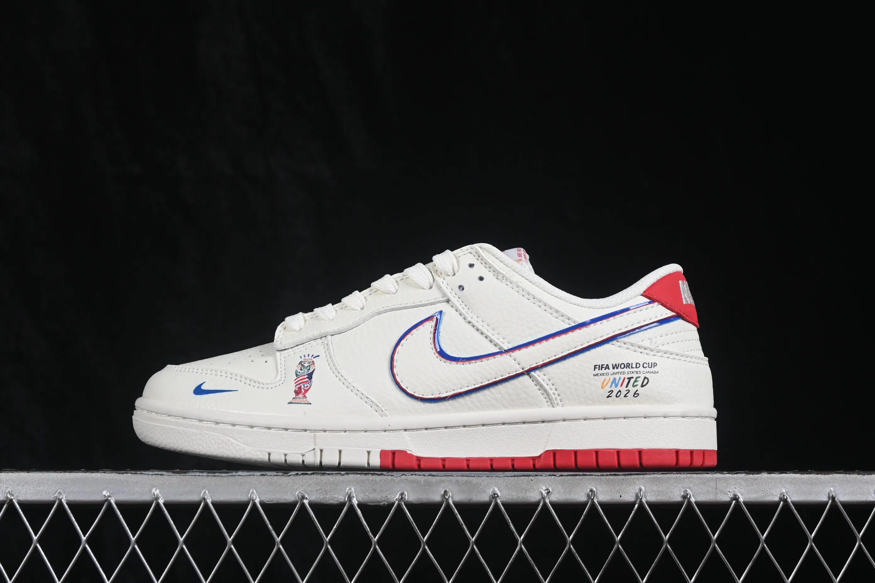 All categories Nk SB Dunk Series Nk SB Dunk Low High-end customized low-top sneakers Nike SB Dunk Low World Cup theme high-end customized low-top casual sneakers NH0601-499